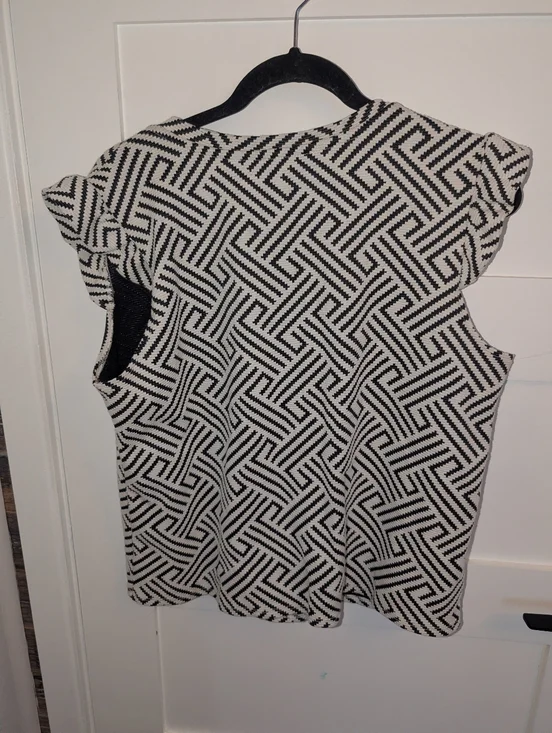 W5 Tee - Picture 2 of 4